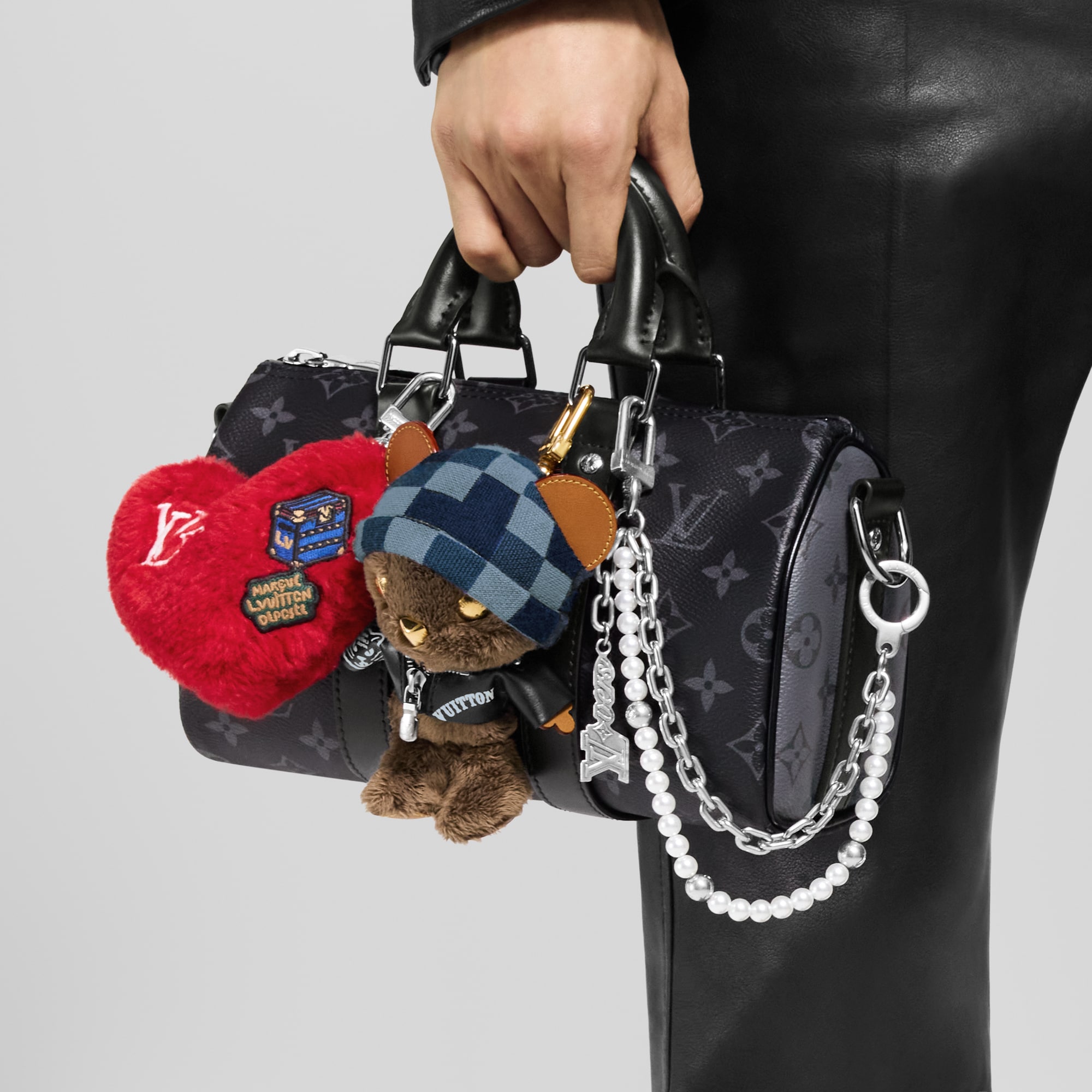 LV Lucky Heart Bag Charm S00 - Accessories | LOUIS VUITTON